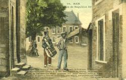 Une carte postale d’un dessin populaire en couleur, éditée à Ham, contribue à colporter cette évasion audacieuse et rocambolesque.