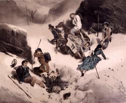 Des hommes et des femmes dans la neige dans le passage du Mont Saint-Bernard