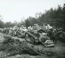 chars Renault FT17 camouflés en 1918